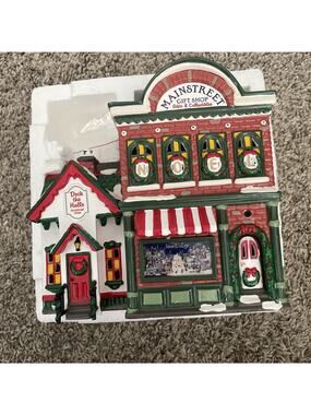 Vintage Department 56 Snow Village - Mainstreet Gift Shop (1997) #54887